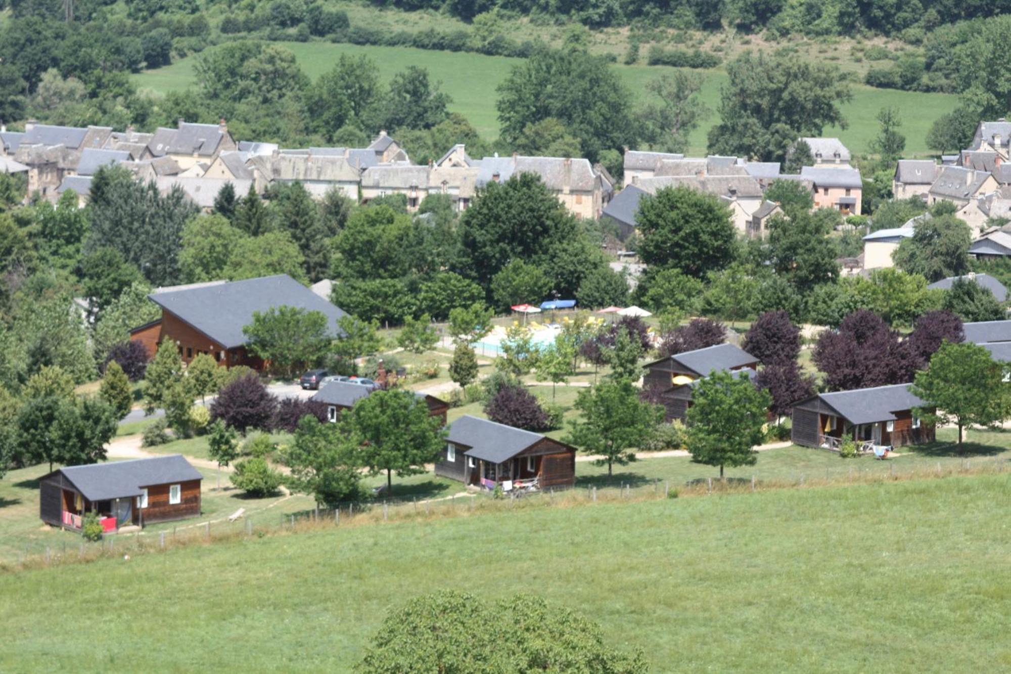 Village De Gite - La Cascade Sainte-Eulalie-d'Olt Экстерьер фото